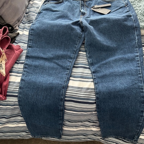 NWT Thought jeans - Picture 4 of 6
